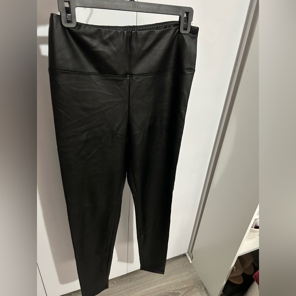 Kendall & Kylie Black faux leather High-Waisted Leggings